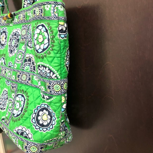 Vera Bradley Green and Blue Floral Tote Set - Picture 6 of 9
